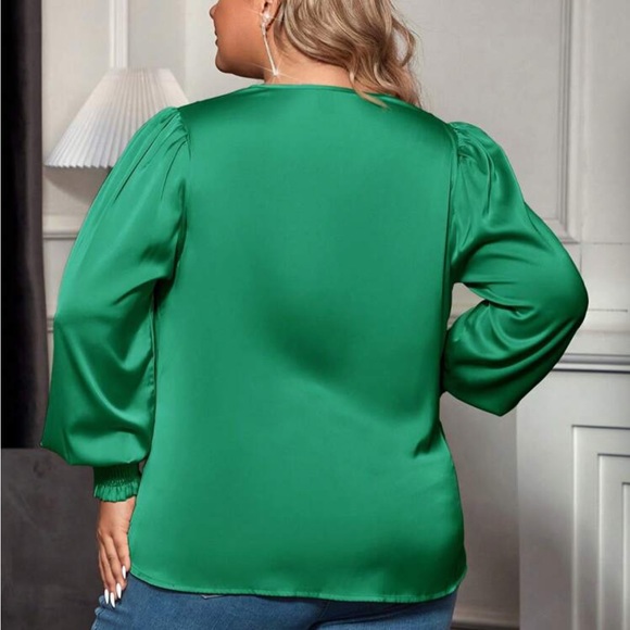 Luxe hot pink bishop sleeve surplice neck shirred cuff blouse - Picture 6 of 16